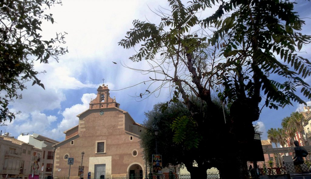 Fotografía de la Esquina del Convento, con la iglesia de San Joaquín, Cieza.