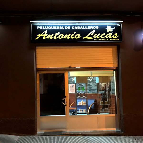 Peluquería de Caballeros Antonio Lucas