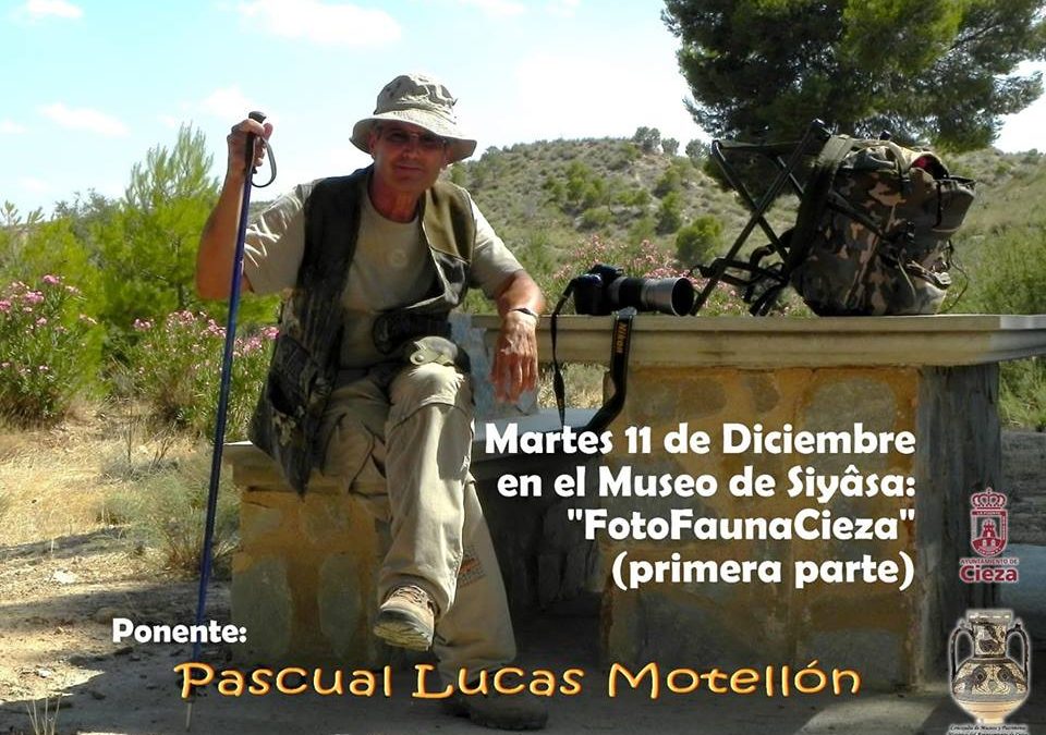 Cartel de la exposicion de fotografía de Pascual Lucas Motellon en el Museo de Siyasa en Cieza.