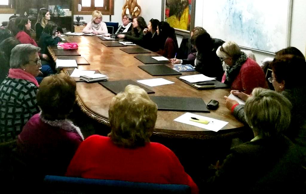 Foto de la Reunión grupos de trabajo asociaciones de la mujer de Cieza.