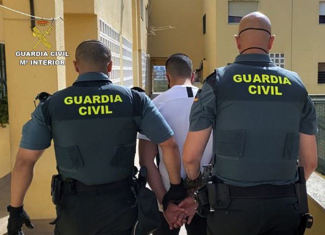 La Guardia Civil detiene a cuatro jóvenes como presuntos autores de la agresión a un adolescente en un discoteca de Cieza